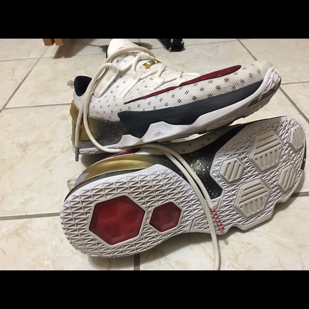 LeBron size 11.5